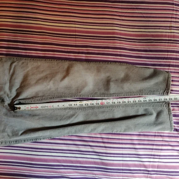 32 7 for all mankind the Skinny Grey Jeans - Picture 10 of 16